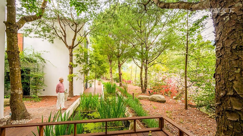浪漫台3線旁的英式莊園　只有住客能獨享3千坪大的森林Villa。(圖/行遍天下提供)
