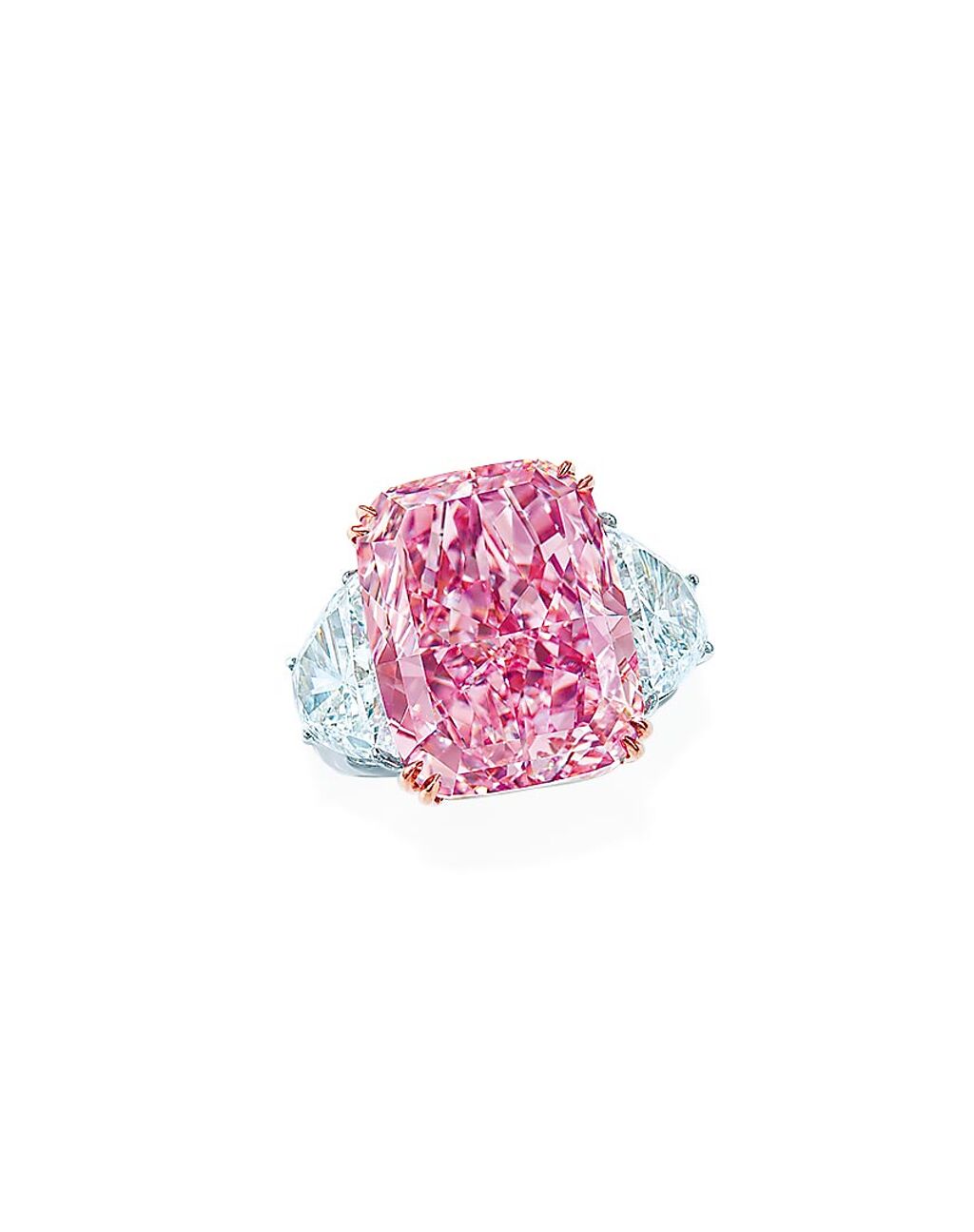 有名字的寶石身價不凡，15.81克拉《The Sakura Diamond》粉紅鑽戒指以2.26億港幣（約8.2億台幣）落槌，創下粉鑽拍賣紀錄。（Christie’s提供）