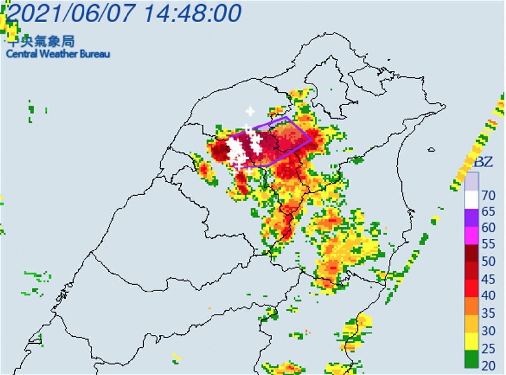 新北、桃園、新竹縣發布大雷雨訊息。（翻攝自 氣象局）