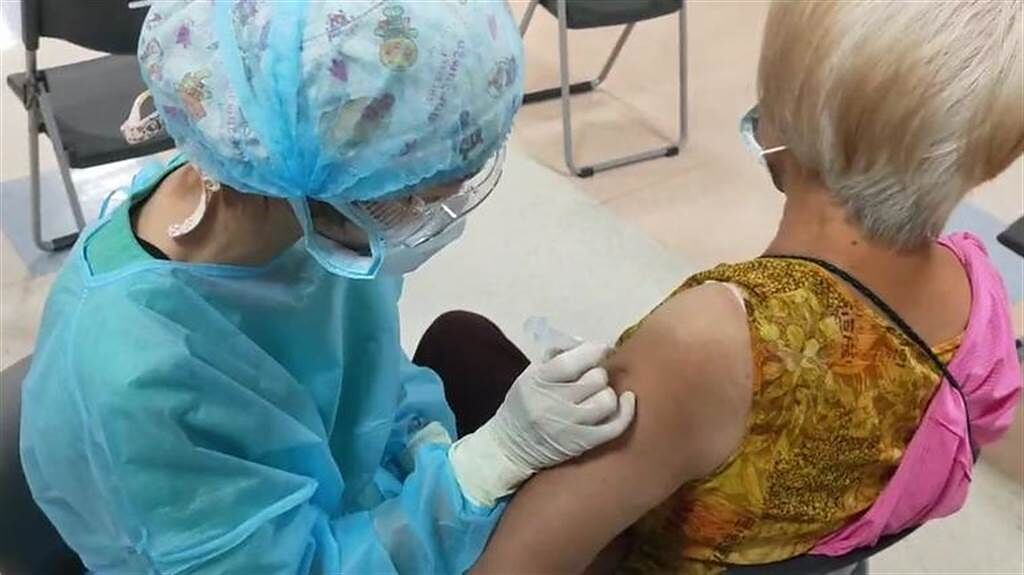 金門AZ疫苗今開打，大、小金門9合約院所率先登場。（金門縣府提供）