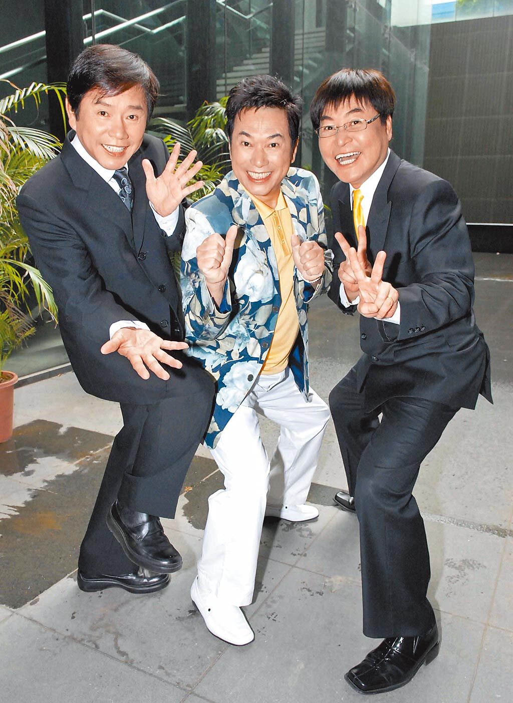 黃西田（左起）、長青、方駿是數十年好友。（資料照片）
