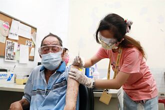 台南市5區鄰長優先打疫苗 接種意願僅58％