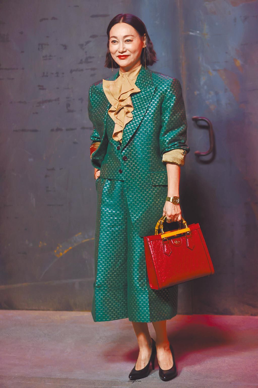 惠英紅出席Gucci上海時尚大秀，展現霸氣奢華貴婦氣場。（CFP）