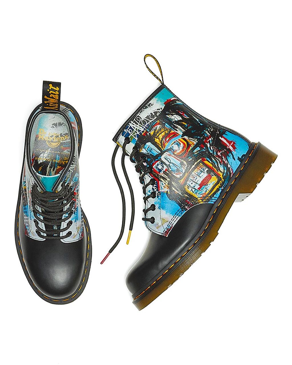 Dr.Ｍartens馬汀鞋全新系列1460 Basquiat7280元，與1461 Basquiat兩款將於7月3日於SHOEX線上商店獨家販售。（Dr.Ｍartens提供）