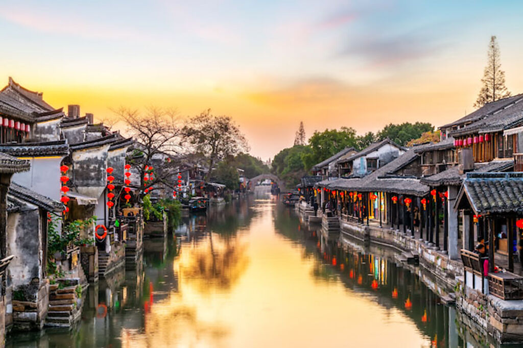 浙江的水鄉古鎮風景，是來這裡旅遊的經典印象。　圖：Shutterstock╱來源