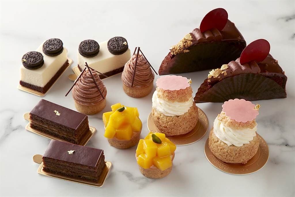 台北寒舍艾美酒店以自助餐廳改裝的「美麗廚房」，可以買到各式精選甜點。（圖／寒舍艾美酒店）