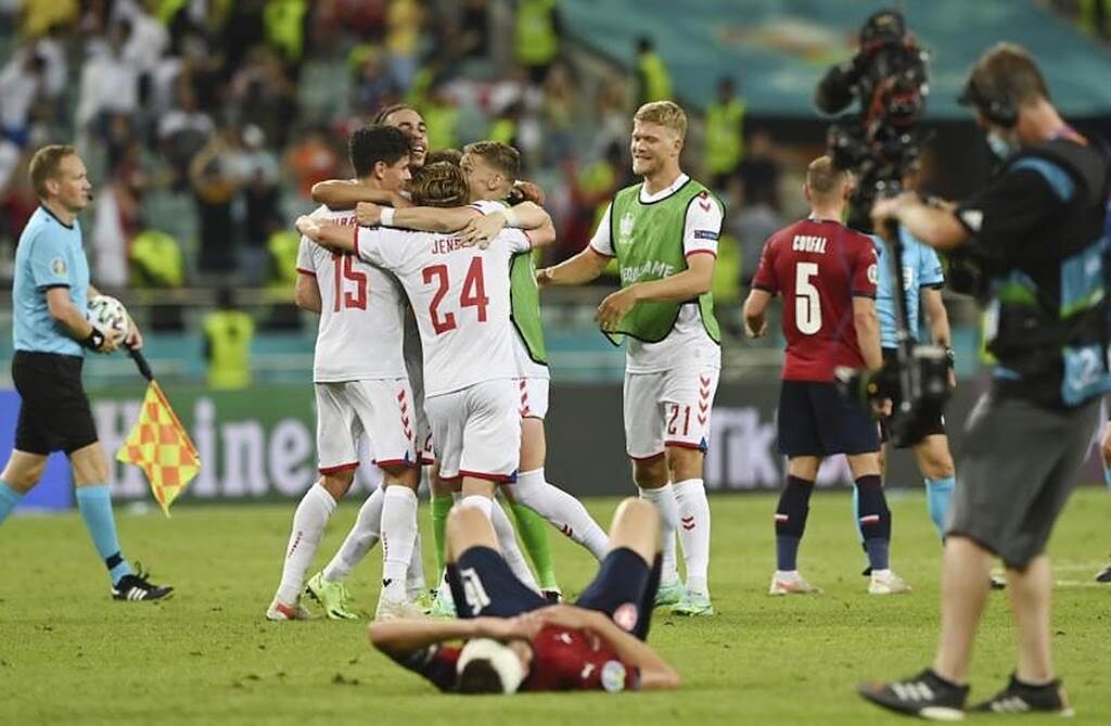 丹麥慶祝晉級歐國盃4強，將對上英格蘭。（美聯社）