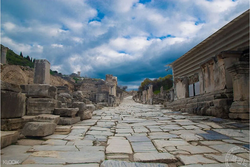 土耳其以弗所古城遺跡至今已超過2,000年，是西元前歐亞大陸連接點的重點要塞(圖片：KLOOK提供)