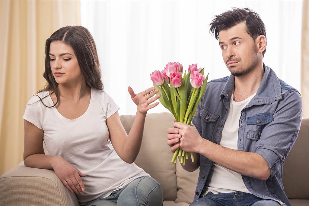 金牛座、雙子座、處女座及摩羯座的人在談戀愛時最容易遇到爛桃花。（圖／Shutterstock）
