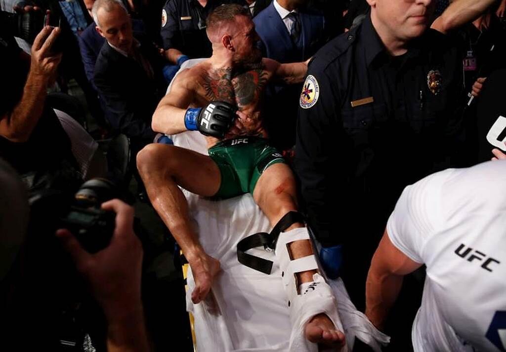 麥葛雷格左腳踝受重傷，輸掉了UFC 264的主賽。（路透）