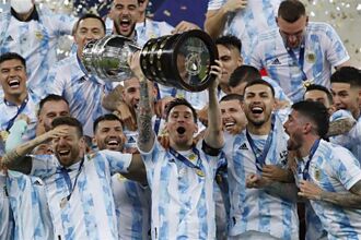 美洲盃》阿根廷1比0氣走巴西 梅西喜迎國際賽首冠