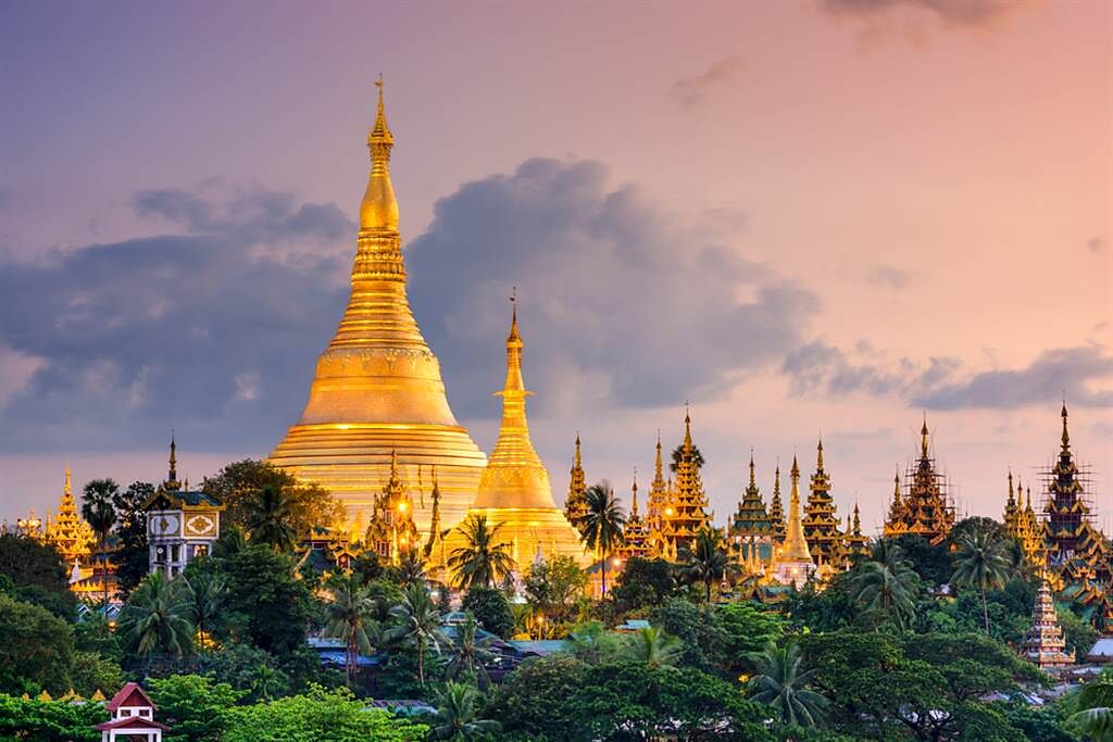 緬甸列為高風險國家，返台需入住集中檢疫所。（圖／Shutterstock）