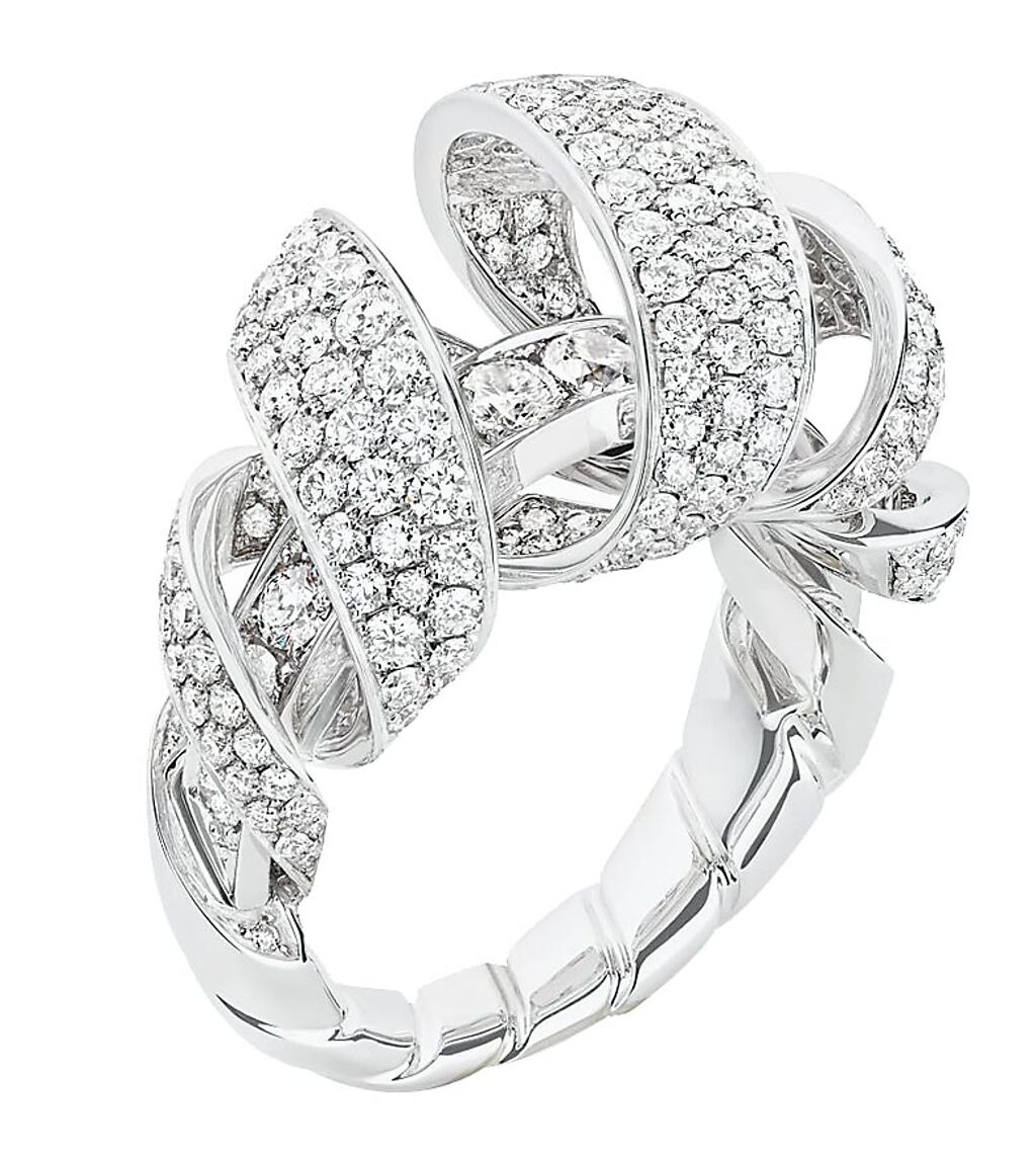 CHAUMET的Torsade de Chaumet鑽石戒指。（CHAUMET提供）
