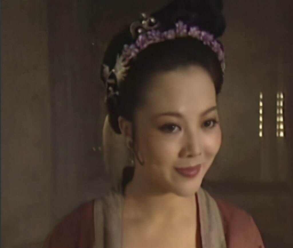 梁麗把《水滸傳》中的母夜叉孫二娘詮釋得維唯妙唯肖。(圖/ 摘自微博)