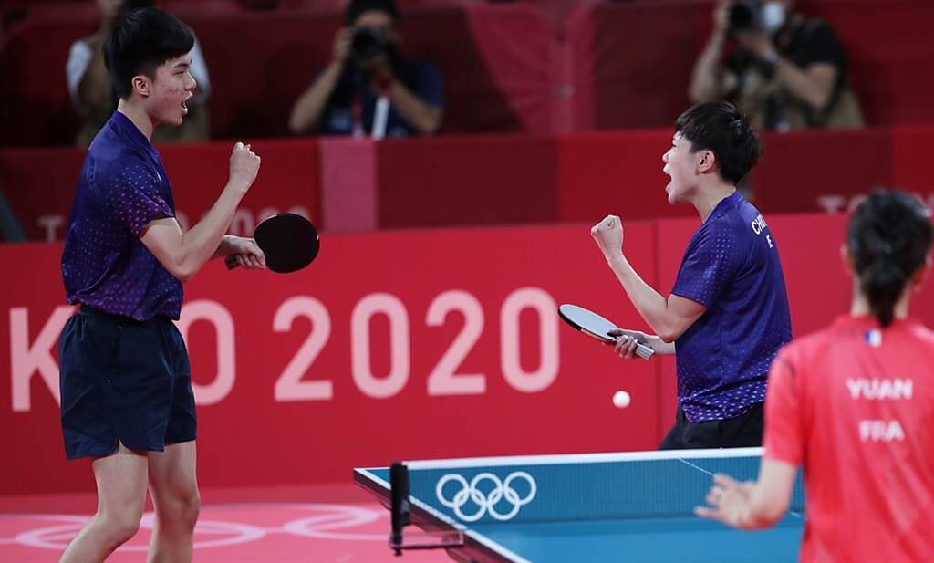 台灣桌球好手鄭怡靜、林昀儒奪下東京奧運混雙銅牌。（季志翔攝）