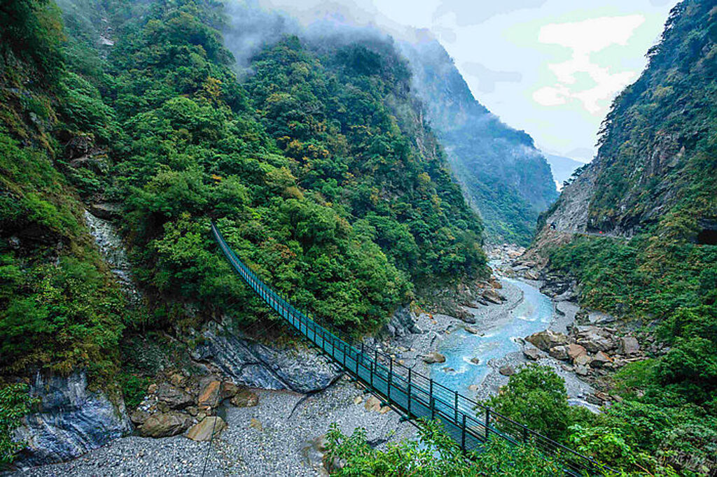 台灣旅客在五月時最心儀的夏季旅行目的地，多為以自然山林聞名的城市。(圖片由Booking.com提供)