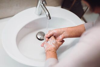 指考化學題漂白水能否拿來洗手？陳時中回應了