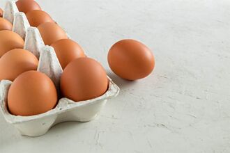 雞蛋別再放冰箱門邊 北農曝最佳保鮮術：多數人都做錯