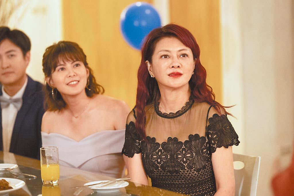 葛蕾（右）加入《女力》飾演林柏妤的媽媽。（TVBS提供）