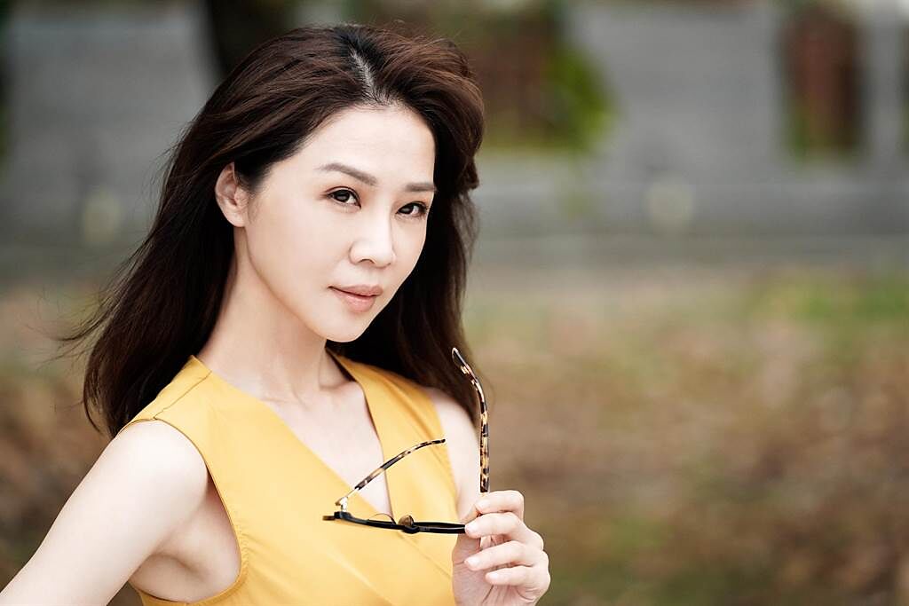 謝盈萱在《俗女養成記2》拍攝初期有絕佳好氣色。（華視、CATCHPLAY提供）
