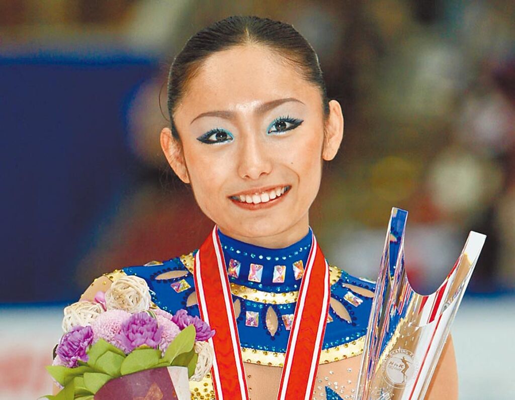 安藤美姬是史上首位完成「四周跳」的女子花式滑冰選手。（取自推特）