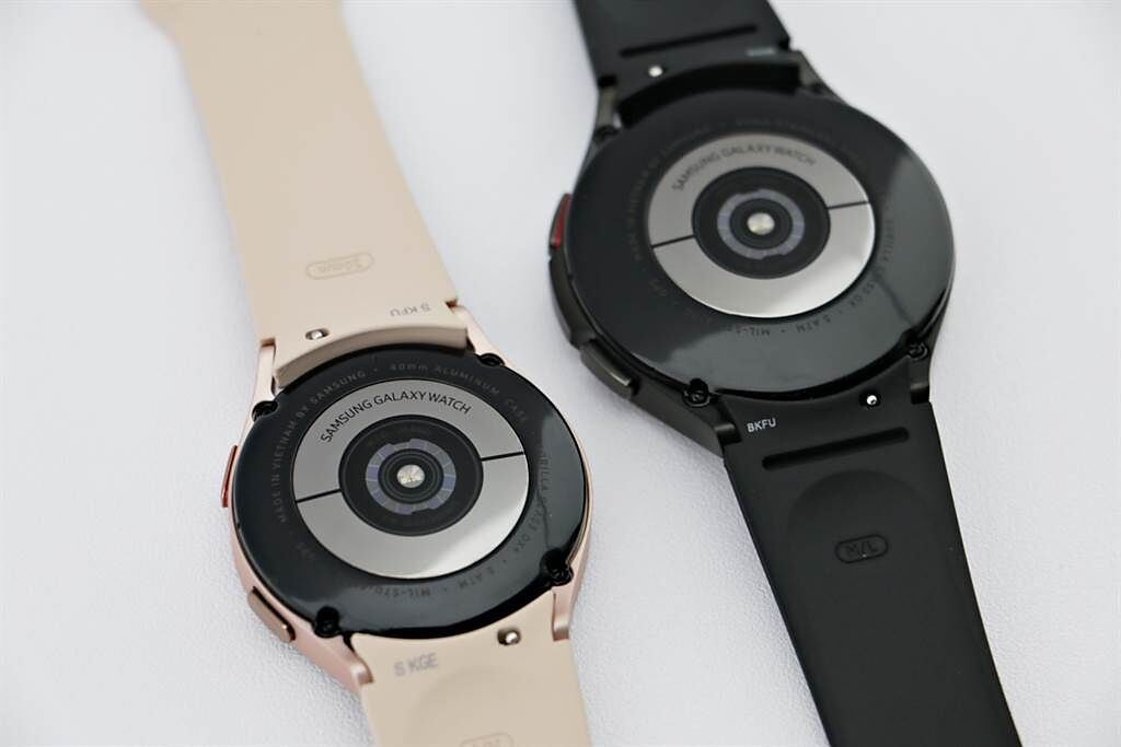 Galaxy Watch4系列皆搭載全新Samsung BioActive Sensor 3-in-1感應器。（黃慧雯攝）
