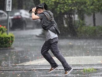 週末七夕迎水氣 午後雷雨加劇 專家估2地雨勢更顯著