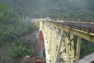 大雨加疫情 復興三光大橋工程延至年底完工