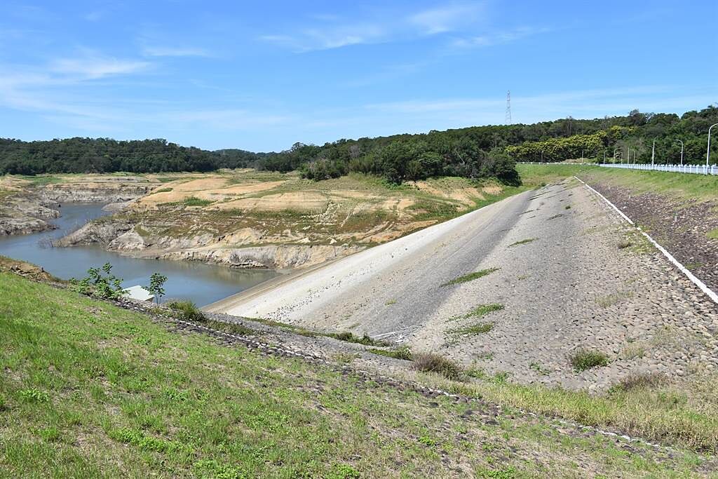 永和山水庫今年5月曾乾涸見底，導致頭份、竹南地區限水。（謝明俊攝）