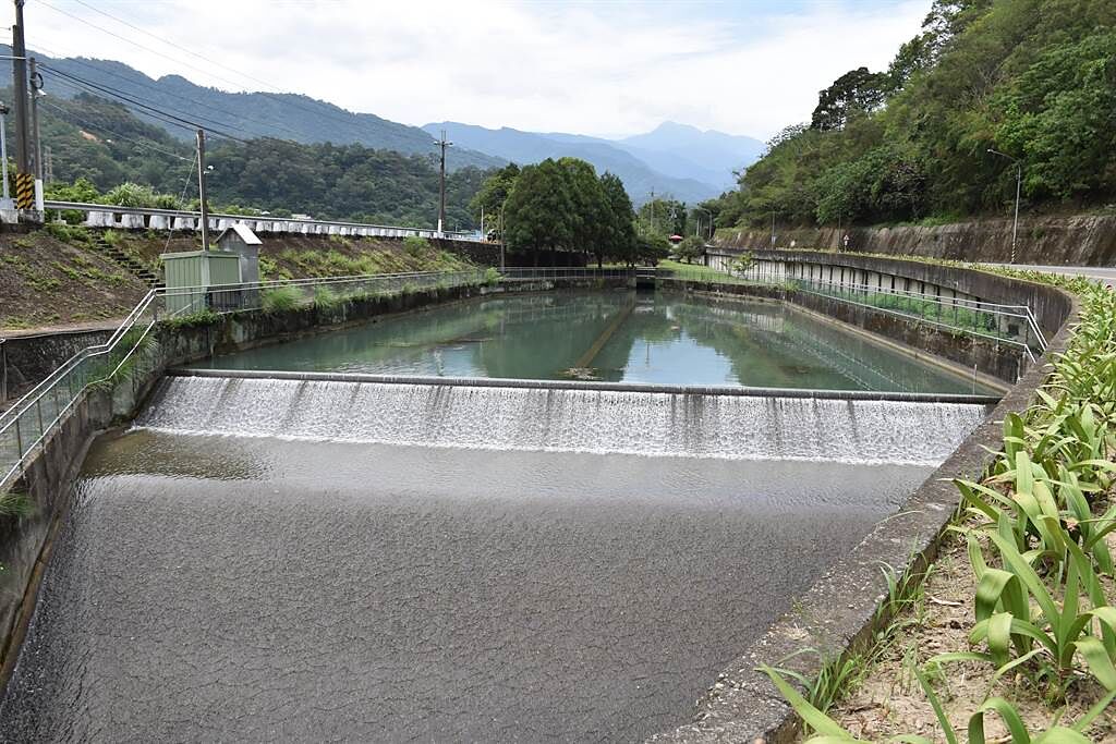 自來水公司將在南庄田美堰附近興建第2條供水管道，以增加永和山水庫蓄水效率。（謝明俊攝）