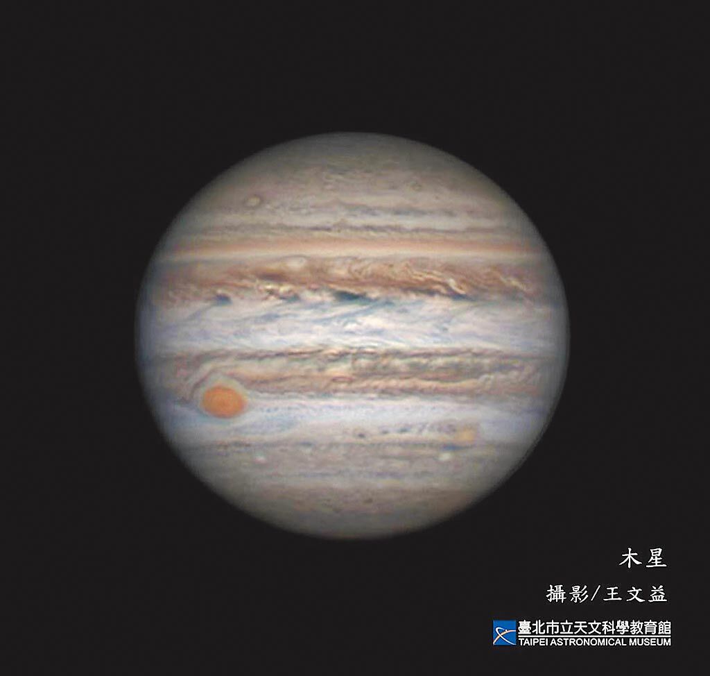台北市立天文科學教育館表示，木星將在今日抵達「衝」的位置，是一年當中最接近地球之時。（天文館提供／黃婉婷台北傳真）