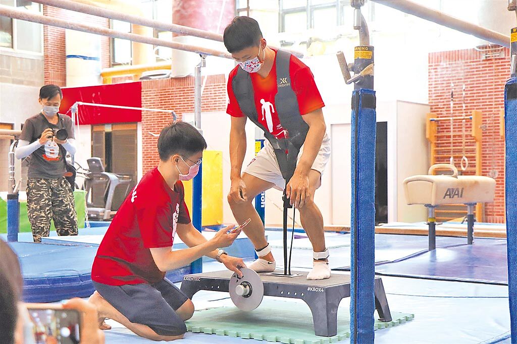 唐嘉鴻在台師大的運動科學系統訓練下重返巔峰。（台師大提供）