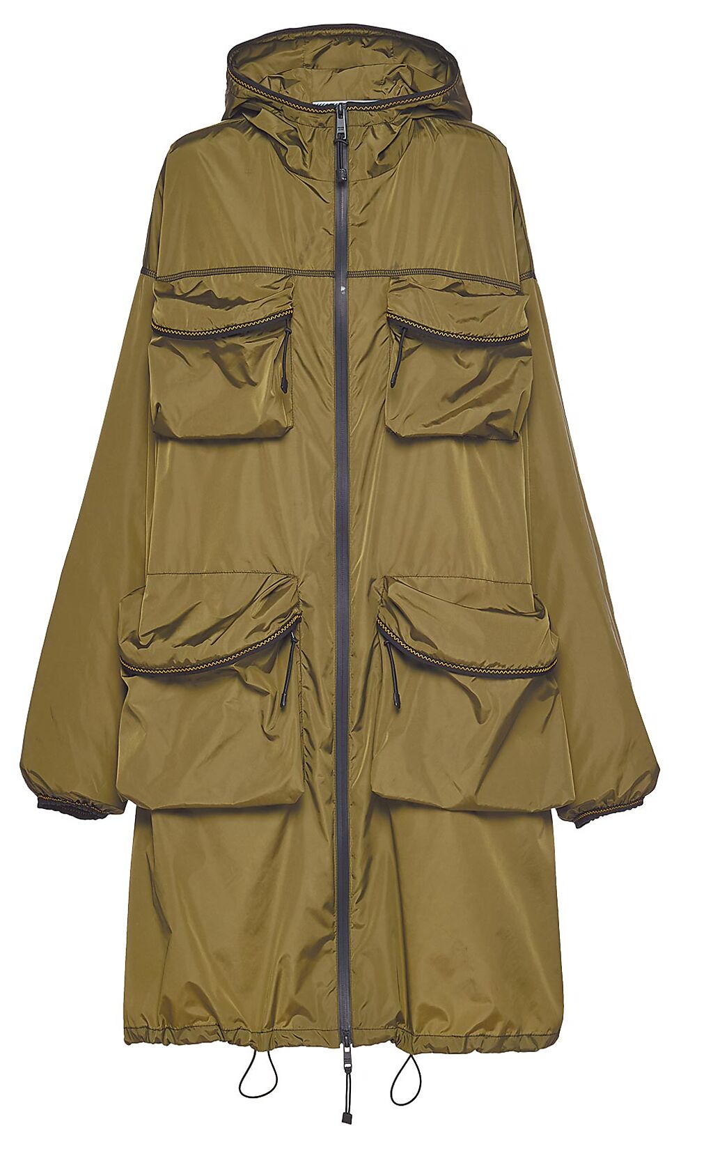Prada再生尼龍多口袋雨衣，8萬7000元。（Prada提供）