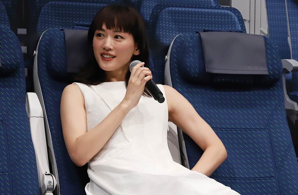 日前確診新冠的36歲女星綾瀨遙，是日本民眾最不希望看到她結婚的冠軍。(圖／達志提供)