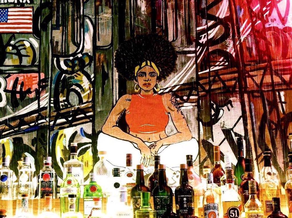 隱藏在居酒屋的嘻哈酒吧「Eside Bond」饒舌的靈魂用酒精還有音樂來發酵，一起迎接最彩色的夜晚 （圖片／BEEMEN蜂報提供）