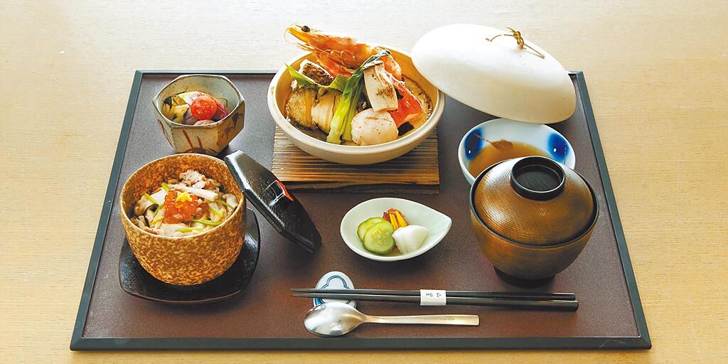 「山里」日本料理的季節精選「海之幸傳法燒」，可品嘗時令海產的鮮美。（大倉久和大飯店提供）