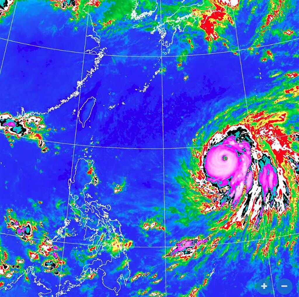 中颱蒲公英颱風眼開了，強度持續增強，預計今天轉強颱。(翻攝自氣象局)