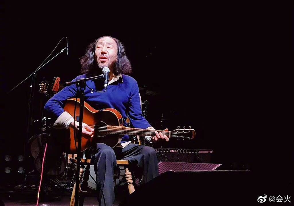 趙已然是大陸傳奇民謠歌手，日前去世享年58歲。（圖／翻攝自微博）