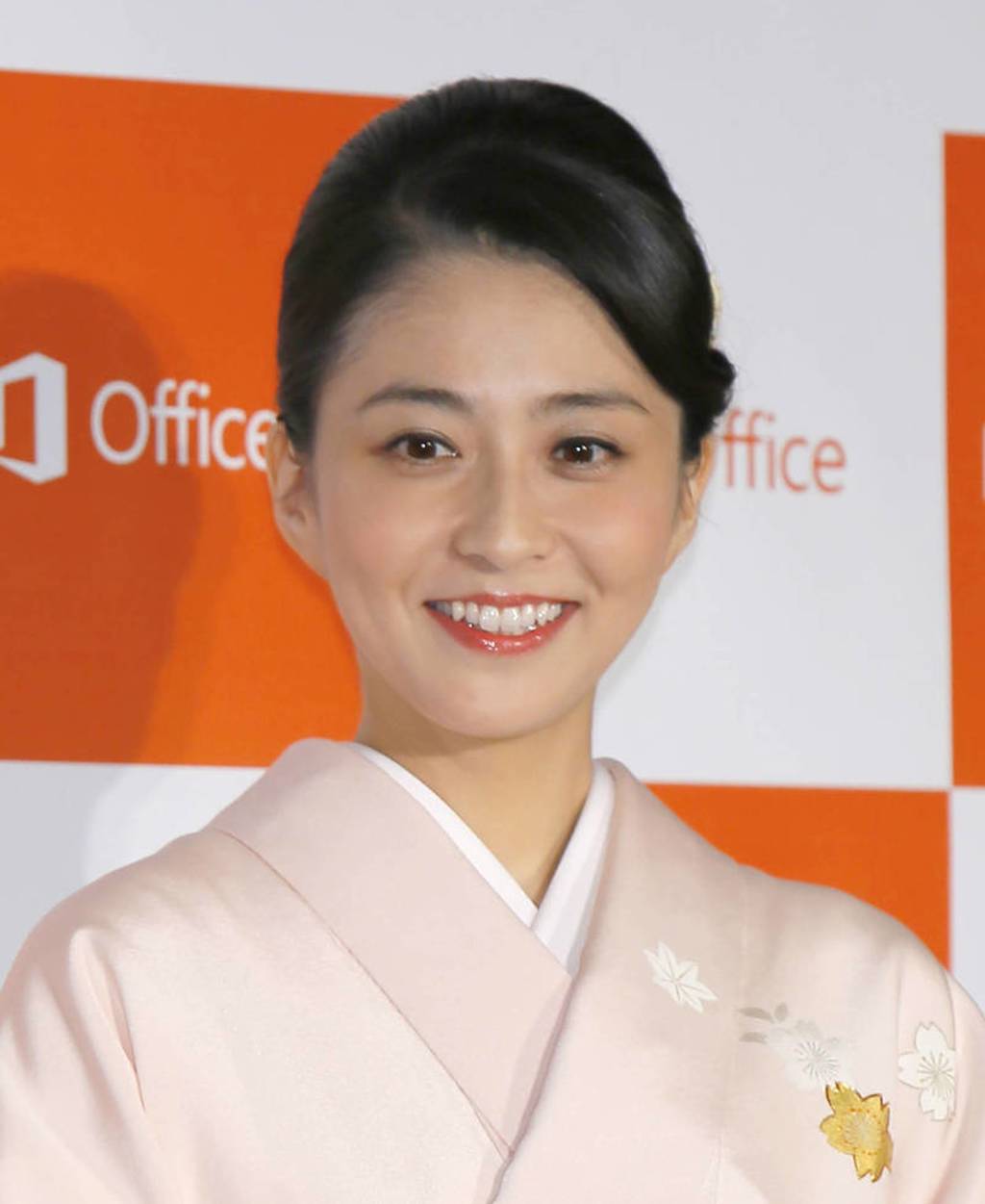 日本最美女主播小林麻央(圖/取自法新社)