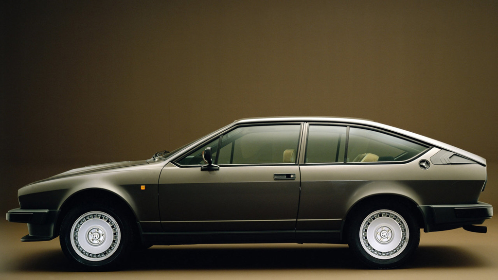 Alfa Romeo在國內擁有不少死忠車迷，因此雖然當年GTV6售價高昂，仍有機會找到車源。（圖／取自NetCarShow）