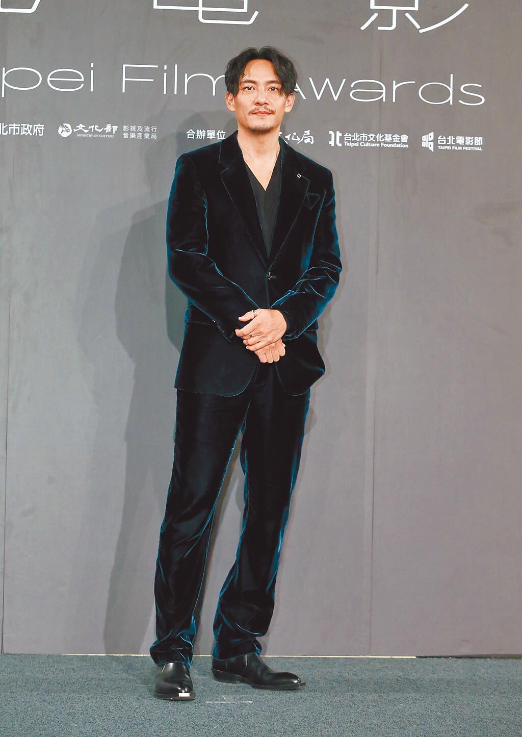 第23屆台北電影獎昨舉行頒獎典禮，現場星光閃耀。圖為張震。（粘耿豪攝）