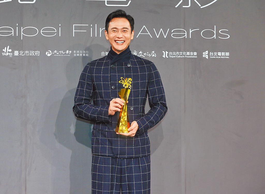 劉冠廷以《詭扯》獲得本屆台北電影獎最佳男配角獎。（粘耿豪攝）