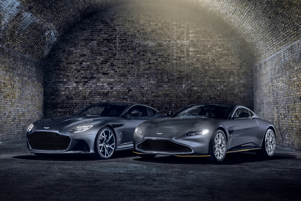Aston Martin一舉推出Vantage 007 Edition（右）與DBS Superlegera  007 Edition（左）兩款限量車，國內總代理永三汽車有幸搶得少量配額。（圖／Aston Martin提供）