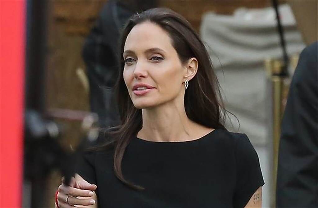 國際巨星安潔莉娜裘莉（Angelina Jolie）。(圖/ 取自達志影像)