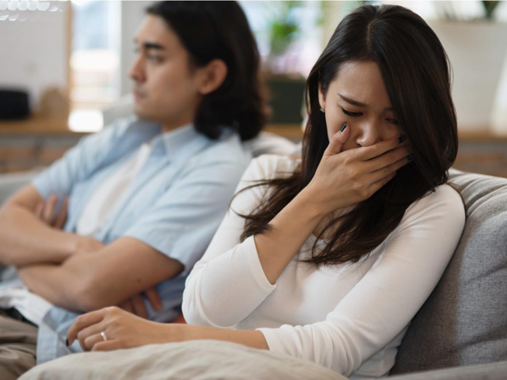 女網友上Dcard哭訴自己得知丈夫在結婚一周後出軌 (圖/達志影像)
