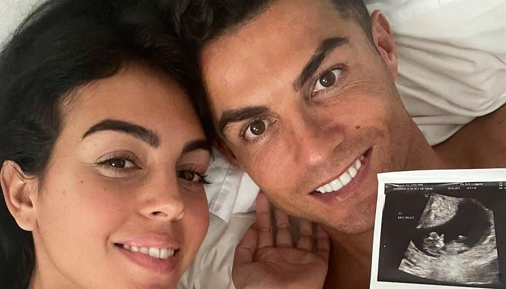 C羅喜獲雙胞胎(圖片來源：Cristiano Ronaldo IG/cristiano)