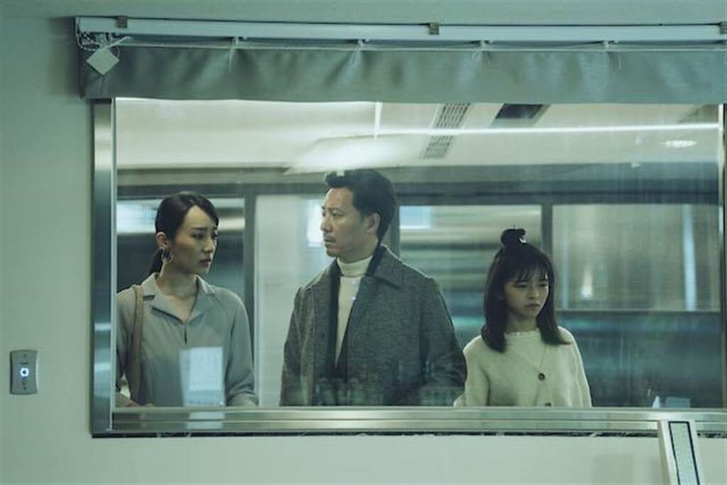 林子熙（左起）、尹昭德、陳姸霏演出影集《2049》。（瀚草影視提供）