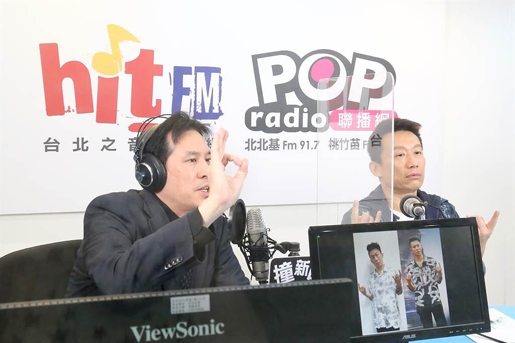 郭子乾今上電台接受主持人黃暐瀚專訪。（POP Radio提供）