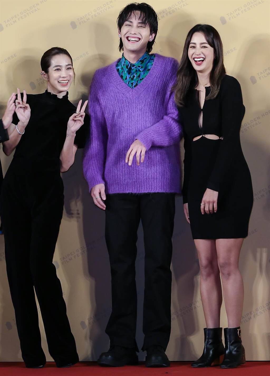 溫貞菱（左起）、范少勳、莫允雯演出的電影《不想一個人》今在金馬影展世界首映。（陳俊吉攝）
