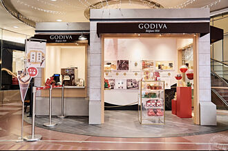 GODIVA慶祝95週年！ 快閃店復刻比利時布魯塞爾大廣場創始店